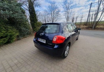 Toyota Auris I Hatchback 3d Facelifting 1.33 Dual VVT-i 101KM 2009 Toyota Auris Toyota Auris 1.33 VVT-i Life 1.3 Benzyna 101KM, zdjęcie 5