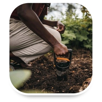 Ручная сеялка для луковиц и рассады чеснока.