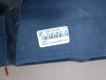 HALOGEN PRAVÝ VW T6 TRANSPORTER 7E0 16-