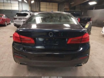 BMW Seria 5 G30-G31 2017 BMW Seria 5 530i xDrive 2017 2.0 Benzyna 248KM, zdjęcie 4