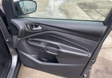 Ford Kuga II SUV 1.5 EcoBoost 150KM 2015 Ford Kuga Ford Kuga 1.5 EcoBoost 2x4 Trend 1.5 Benzyna 150KM, zdjęcie 21