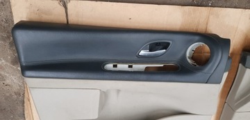 ОБИВКА БОКОВОЙ ДВЕРИ ESPACE 4 LIFT ЗАДНЯЯ РОЛЬСТАВНЯ