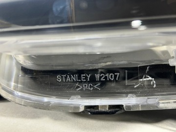 MITSUBISHI L200 FULLBACK SVĚTLO LEVÝ PŘEDNÍ TRITON OBYČEJNÁ SVĚTLOMET EU - JEHLA