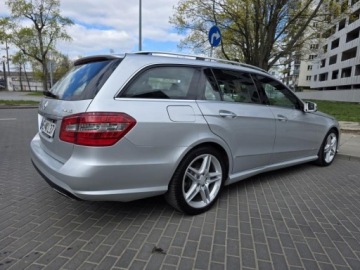 Mercedes Klasa E W212 Kombi 350 4MATIC 272KM 2011 MERCEDES E 350 4MATIC, V6 3.5l 272KM Przebieg: 194,588km Dokumentacja, zdjęcie 26