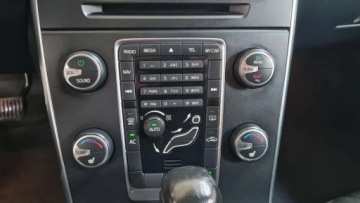 Volvo V60 I Kombi 2.4 D5 215KM 2011 Volvo V60 2,4 D5 215KM AWD 267tys.km, automat, navi, tempomat, sewisowany, zdjęcie 20