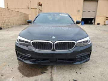 BMW Seria 5 G30-G31 2019 BMW Seria 5 2019 BMW 540 I 3.0 Benzyna 335KM, zdjęcie 4