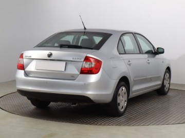 Skoda Rapid II Spaceback 1.2 TSI 105KM 2013 Skoda Rapid 1.2 TSI, Salon Polska, Klima, zdjęcie 4