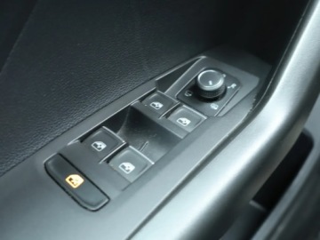 Volkswagen T-Cross SUV 1.5 TSI 150KM 2021 VW T-Cross 1.5 TSI, Salon Polska, Serwis ASO, zdjęcie 11