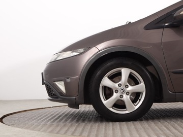 Honda Civic VIII Hatchback 3d 1.4 i-VTEC 100KM 2010 Honda Civic 1.4 i-VTEC, Salon Polska, Klima, zdjęcie 14