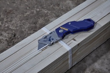 Нож складной трапециевидный IRWIN Bi-METAL