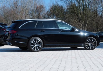 Mercedes Klasa E W213 2021 Mercedes E300de 306ps Lift Exclusive ACC hak Drive Pilot Blis Webasto Skóra, zdjęcie 28