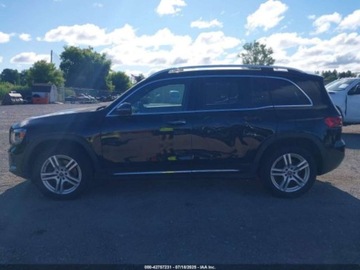 Mercedes GLB 2022 Mercedes-Benz GLB 250 4Matic 2022 2.0l 2.0 Benzyna 221KM, zdjęcie 2