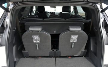 Peugeot 5008 II Crossover 2.0 BlueHDI 180KM 2020 Peugeot 5008 totalny full SKORA Alusy LED Navi. BLIS linne assist Grzane f, zdjęcie 18