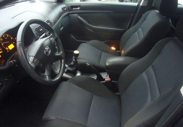 Toyota Avensis II Sedan 2.0 D-4D 126KM 2008 Toyota Avensis Toyota Avensis II Salon PL 2.0 Diesel 126KM, zdjęcie 10