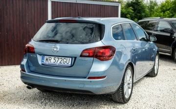 Opel Astra J Sports Tourer 1.4 Turbo ECOTEC 140KM 2011 Opel Astra 1.4T 140KM Led Xenon PDC Climatronic serwis ASO Alu 1.4 Benzyna, zdjęcie 5
