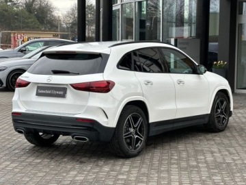 Mercedes GLA II 2025 Mercedes-Benz GLA 200 AMG Night PakietMULTIBEAMMartwy PunktKEYLESS-GOSalon, zdjęcie 4