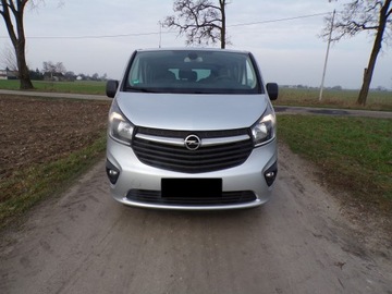Opel Vivaro B Kombi Extra Long H1 2,9t 1.6 BiTurbo 125KM 2015 OPEL VIVARO 1.6 CDTI Z NIEMIEC 9-OSOBOWY