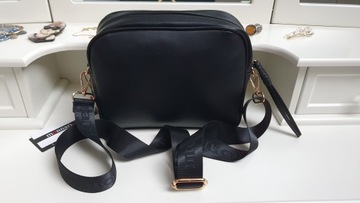 TOREBKA NA RAMIĘ LISTONOSZKA MONNARI PASEK LOGO