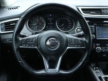 Nissan Qashqai II Crossover Facelifting 1.2 DiG-T 115KM 2018 Nissan Qashqai 1.2 DIG-T, Automat, Skóra, Klima, zdjęcie 20