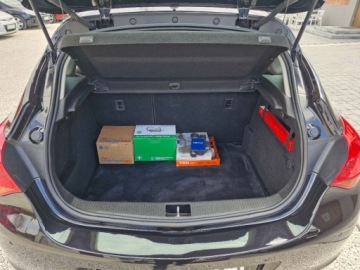 Opel Astra J Hatchback 5d 1.6 Twinport ECOTEC 115KM 2011 Opel Astra Sliczna 1.6 b Doinwestowana Bezwypadkowa Zarejestrowana Gwaranc, zdjęcie 16