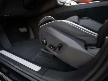 Volvo XC60 II 2026 XC60 T6 Plug-In Hybrid AWD Ultra Black Edition (398KM) 2026, zdjęcie 5