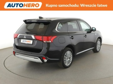 Mitsubishi Outlander III SUV PHEV Facelifting 2020 2.4 PHEV 224KM 2020 Mitsubishi Outlander PHEV automat 4x4 grzane, zdjęcie 7