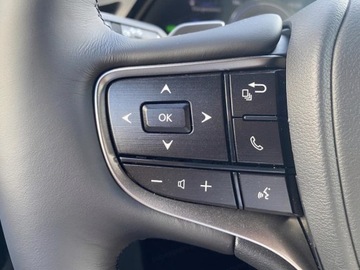 Lexus ES VII (XV70) Sedan Facelifting 300h 218KM 2025 Od ręki - 300h Business Edition 2.5 E-CVT 218KM | Podgrzewane fotele!, zdjęcie 10