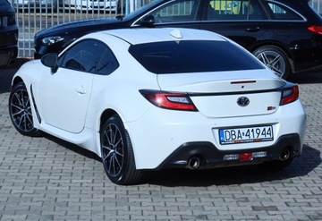 Toyota GR86 2.4 Boxer 234KM 2023 Toyota GR86 8000 km 2,4 aut Biała PERŁA ACC Keyles Full-Led Kamera IDEALNA, zdjęcie 32
