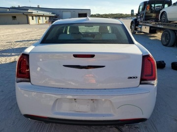 Chrysler 300C II 2020 Chrysler 300 Touring 2020 3.6l 3.6 Benzyna 292KM, zdjęcie 2