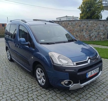 Citroen Berlingo II Van Long Facelifting 1.6 HDi 92KM 2013 Citroen Berlingo Citroen Berlingo Multispace HDi 90 FAP Selection 1.6