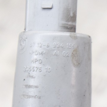 BMW 6 E63 E64 2009 ČERPADLO OSTŘIKOVAČE OKNO PŘEDNÍ / ČELNÍ