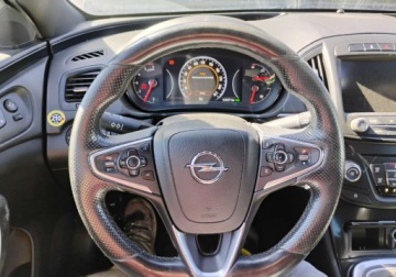 Opel Insignia I Sedan Facelifting 2.0 CDTI ECOFLEX 140KM 2014 Opel Insignia 2014r, 2.0CDTI. Uszkodzony tyl. Jezdzi. 2.0 Diesel 140KM, zdjęcie 11