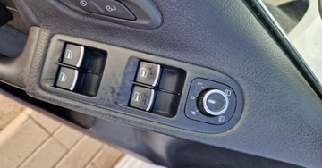 Volkswagen Golf VI Cabriolet 2.0 TDI-CR DPF 140KM 2012 Volkswagen Golf Cabrio KABRIO Biala PERLA 2.0 TDI CR Navi Tempomat 2.0, zdjęcie 15