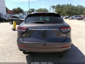 Maserati Levante 2021 Maserati Levante 2021r, 3.0L, 4x4 3.0 Benzyna 345KM, zdjęcie 8