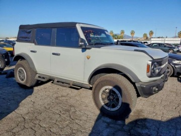 Ford Bronco VI 2023 Ford Bronco Base 2023 2.3 Benzyna 300KM, zdjęcie 4