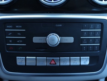 Mercedes CLA C117 Coupe 1.6 180 122KM 2015 Mercedes CLA 180, Salon Polska, Skóra, Xenon, zdjęcie 14