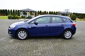 Opel Astra J Hatchback 5d Facelifting 1.4 87KM 2013 Opel Astra Niski przebieg, oryginał lakier, zdjęcie 4