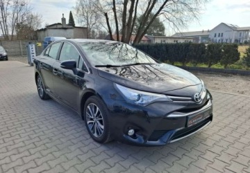 Toyota Avensis III Sedan Facelifting 2015 2.0 D-4D 143KM 2017 Toyota Avensis Toyota Avensis 2.0 Diesel 143KM, zdjęcie 6