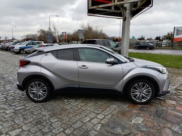 Toyota C-HR I Crossover Facelifting 2.0 Hybrid Dynamic Force 184KM 2021 Toyota C-HR 2.0 Hybrid Executive, zdjęcie 12