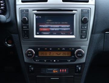 Toyota Avensis III Wagon Facelifting 2.0 Valvematic 152KM 2014 Toyota Avensis 2.0 Valvematic, Salon Polska, zdjęcie 11