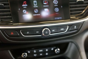 Opel Insignia I Sedan Facelifting 2.0 CDTI Ecotec 170KM 2017 Opel Insignia 2.0 CDTI Innovation SS 2.0 Diesel 170KM, zdjęcie 33