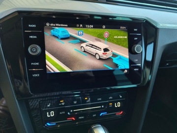 Volkswagen Passat B8 Variant Facelifting 2.0 TDI SCR 200KM 2022 Volkswagen Passat serwis ASO 2.0TDI 200KM bezwypadkowy pakiety AppConnect, zdjęcie 27