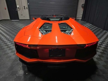 Lamborghini Aventador 2014 Lamborghini Aventador LP 700-4 Convertible 6.5 Benzyna 700KM, zdjęcie 4