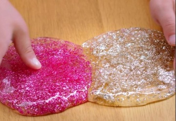 PLASTELINA ULTRA GWIEZDNY PYŁ 80G ŚWIECI W CIEMNOŚCI ZIELONO NIEBIESKA