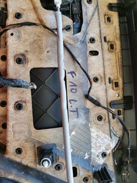 ОБИВКА ЗАДНЕЙ ЛЕВОЙ СТОРОНЫ ДВЕРИ BMW F10, КОЖА