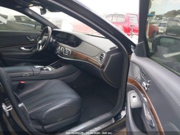 Mercedes 2020 Mercedes-Benz Klasa S 2020 Mercedes-Benz S-Class S 560 Sedan 4.0 Benzyna, zdjęcie 4