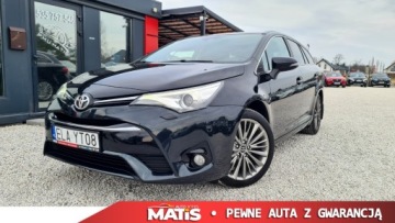 Toyota Avensis III Sedan Facelifting 2015 1.8 Valvematic 147KM 2016 Toyota Avensis 1.8BENZ manual Navi climatronic bi xenony Nowe Sprzeglo