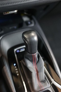 Toyota Corolla XII Hatchback 1.8 Hybrid 122KM 2020 Toyota Corolla 1.8 Hybrid GR Sport 1.8 Hybryda 122KM, zdjęcie 38