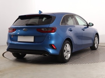 Kia Ceed III Hatchback 1.4 T-GDi 140KM 2019 Kia Ceed 1.4 T-GDI, Salon Polska, Serwis ASO, zdjęcie 4
