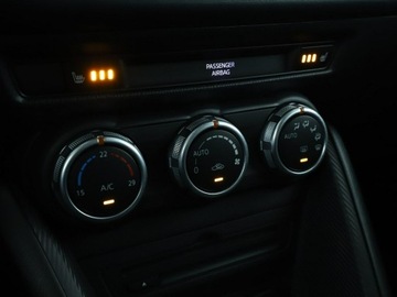 Mazda CX-3 2017 Mazda CX-3 kamera navi hak grzane fotele tempomat, zdjęcie 26